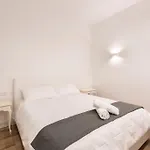 アパート Beautiful And Amazing Flat In