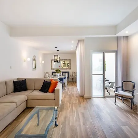 Apartment Beautiful And Amazing Flat In *