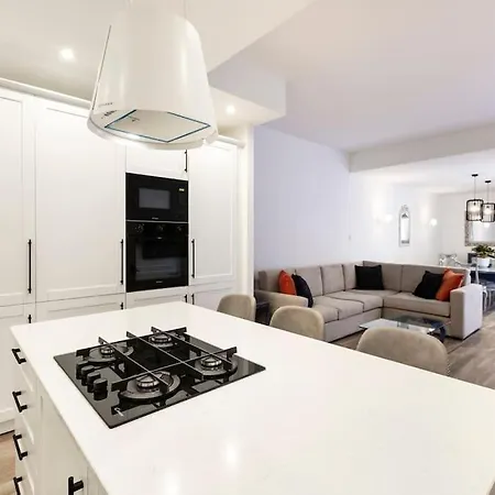 Apartment Beautiful And Amazing Flat In *